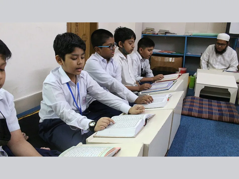 Students learning in a Hafazan classroom at Premier School Dhaka’s Uttara branch